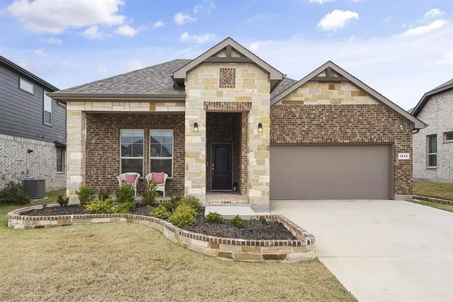 1512 Rachel Street, Northlake, TX 76247