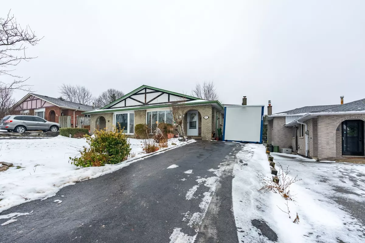 Hamilton, ON L9C 6S3,97 Guildwood DR