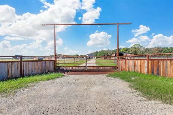 Lipan, TX 76462,11210 Light Road