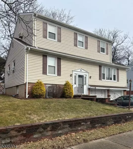 10 Andrew Ct, Bloomfield Twp., NJ 07003