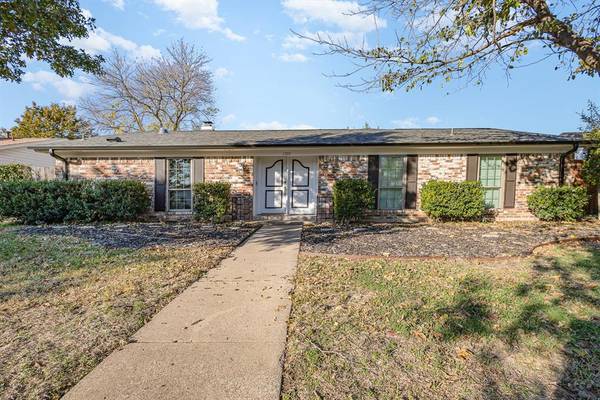 1705 Baltimore Drive, Richardson, TX 75081