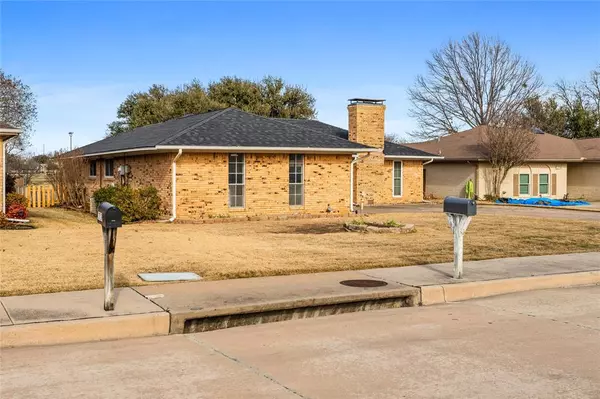 Lewisville, TX 75077,1713 Juniper Lane