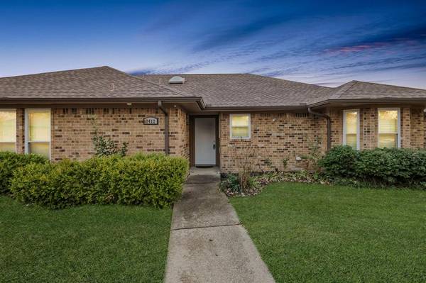 2412 Ridgeview Drive, Sachse, TX 75048