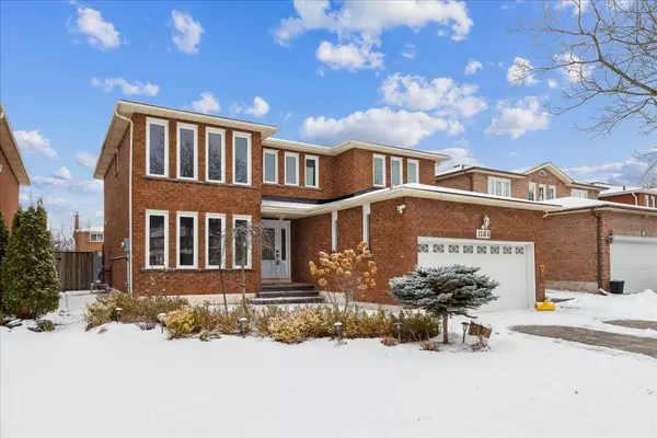 Oakville, ON L6M 1H7,1184 Rushbrooke DR