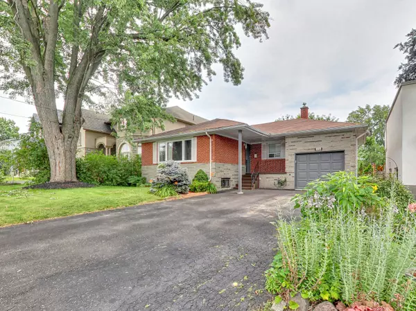 606 Byngmount AVE, Mississauga, ON L5G 1R1