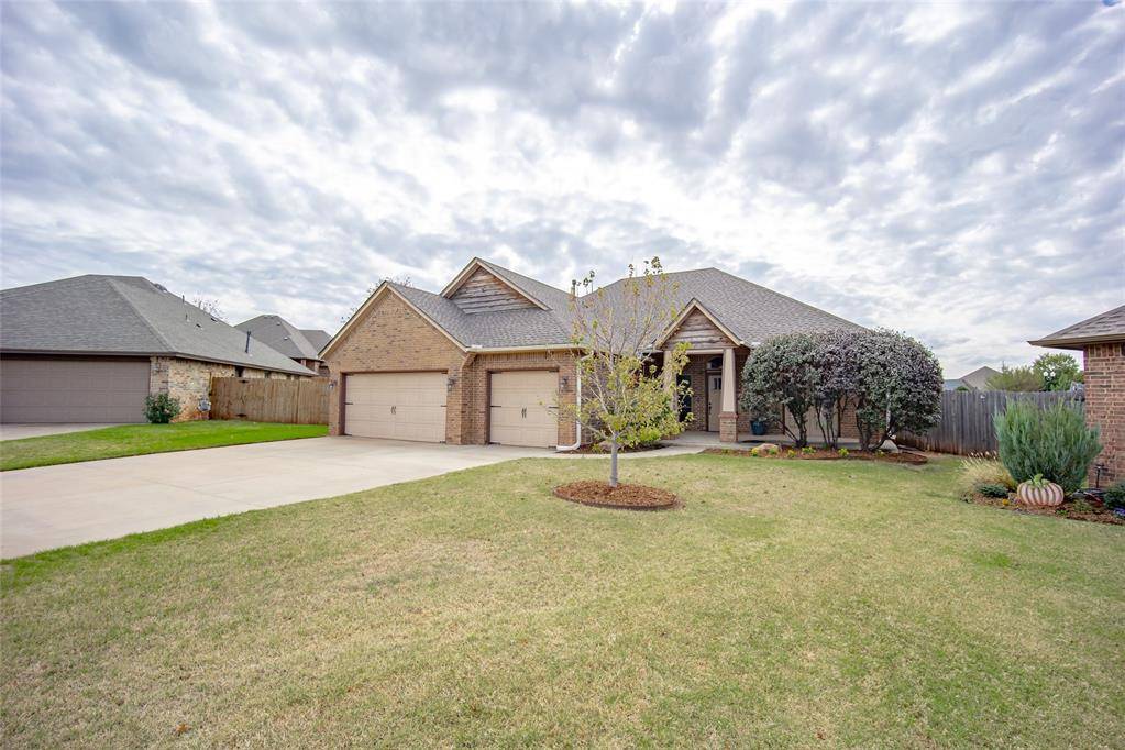 19501 Brookshire Court, Edmond, OK 73012