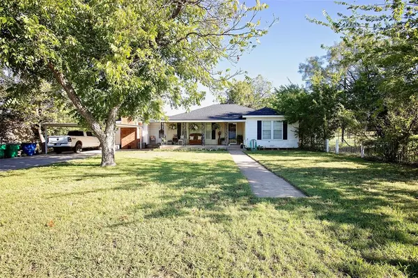 Graham, TX 76450,1317 1st