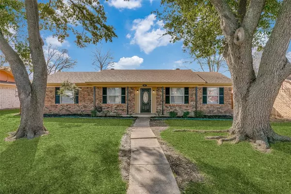 1502 Crockett Street, Garland, TX 75042