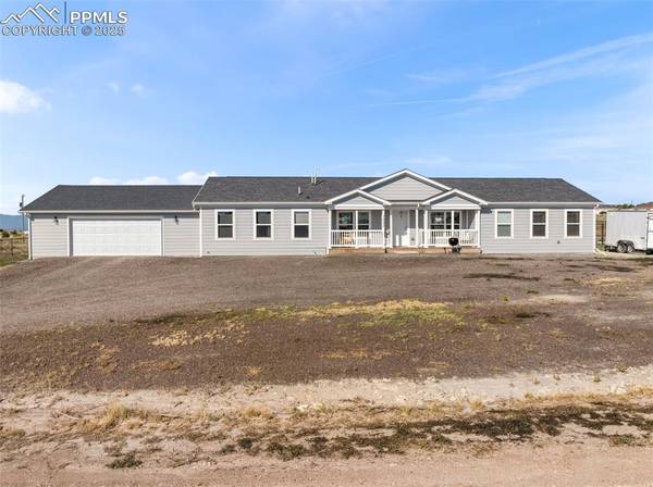 1643 N Bowen DR, Pueblo West, CO 81007