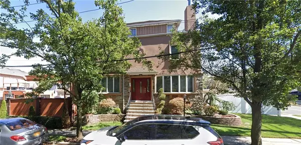 347 Clarke AVE, Staten  Island, NY 10306