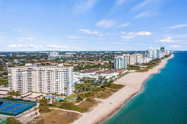 Lauderdale By The Sea, FL 33308,5200 N OCEAN BL  #1111A