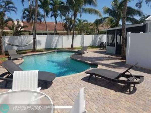 Boca Raton, FL 33486,198 SW 15th Ct