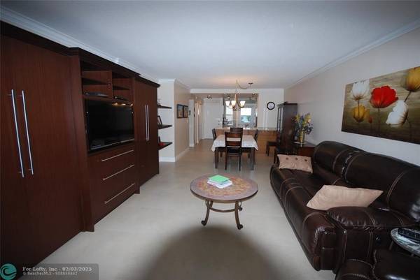 Hallandale Beach, FL 33009,1893 S Ocean Dr  #608