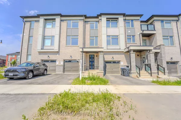 4 Plume ST, Brampton, ON L7A 5K4