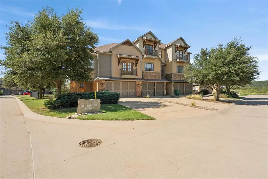 3003 Shoreside Point, Graford, TX 76449