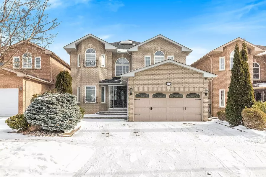 81 Somerset CRES, Richmond Hill, ON L4C 8P1