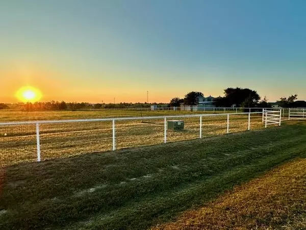 Ponder, TX 76259,2486 Big Sky Trail