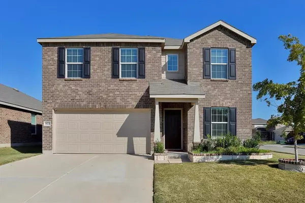 4624 Greenham Lane, Fort Worth, TX 76036