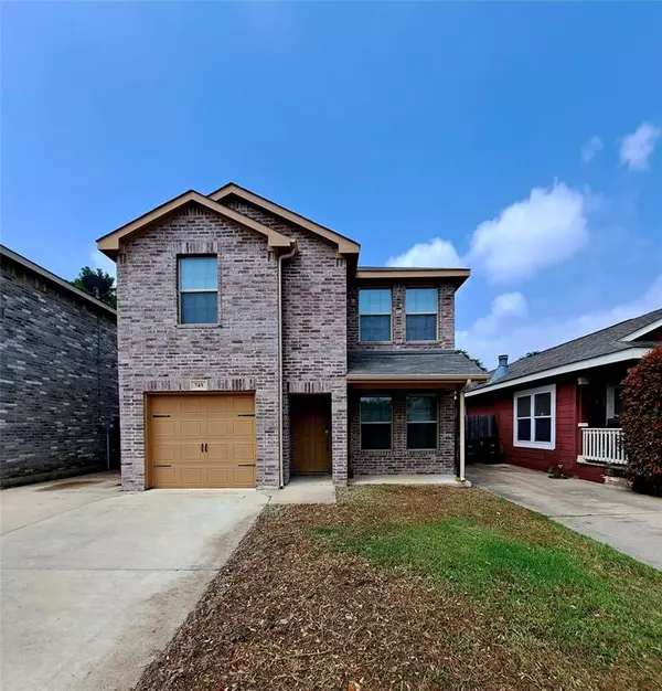 749 River Hill Lane, Fort Worth, TX 76114