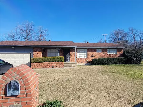 4525 Bendry Street, Fort Worth, TX 76119