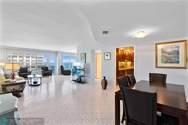 Fort Lauderdale, FL 33308,3500 Galt Ocean Dr  #1716