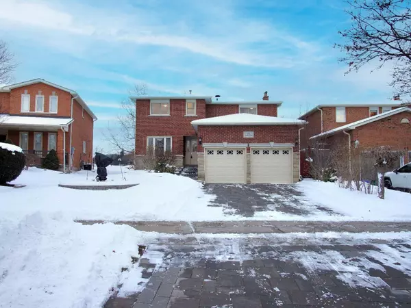 Vaughan, ON L6A 1J3,15 Fieldcroft CT