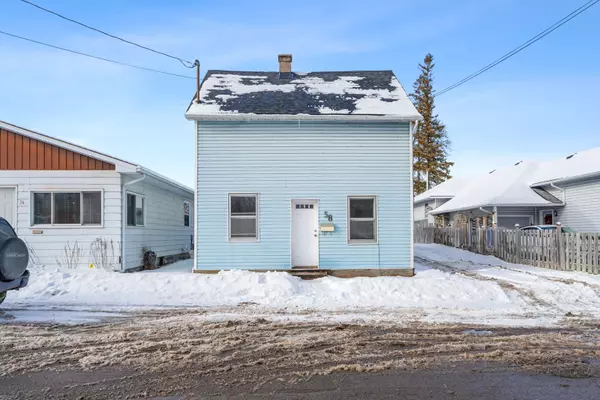 58 Russell ST N, Renfrew, ON K7S 2J3