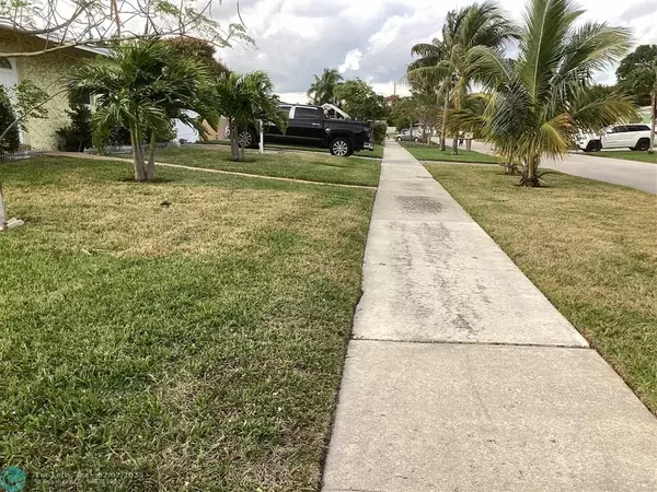 Deerfield Beach, FL 33441,1491 SW 7th Ter