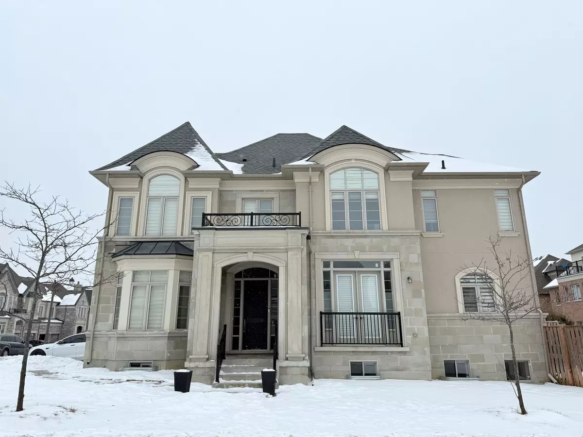 Richmond Hill, ON L4E 1E3,28 Rhine River ST