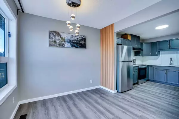 Calgary, AB T3J0G2,22 Saddlebrook PT NE