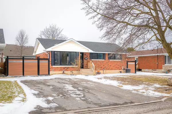 34 Jacobson AVE, Niagara, ON L2T 2Z7