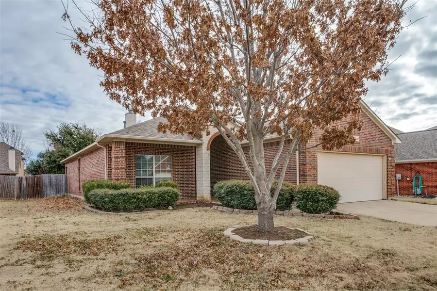 7705 White Fawn Road, Arlington, TX 76002