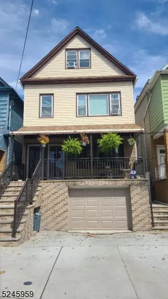 125 W 15Th St, Bayonne City, NJ 07002