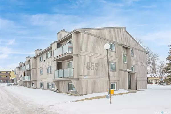 855 Wollaston CRESCENT #303, Saskatoon, SK S7J 4G1