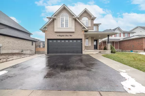 4 CLAIRFIELDS DR W, Guelph, ON N1G 5H5