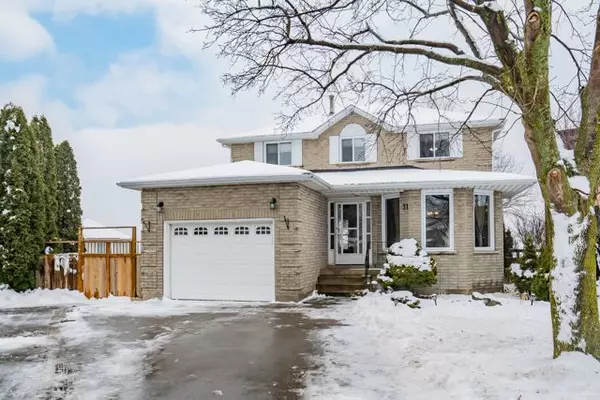 31 Serafino CT, Hamilton, ON L9B 1X3