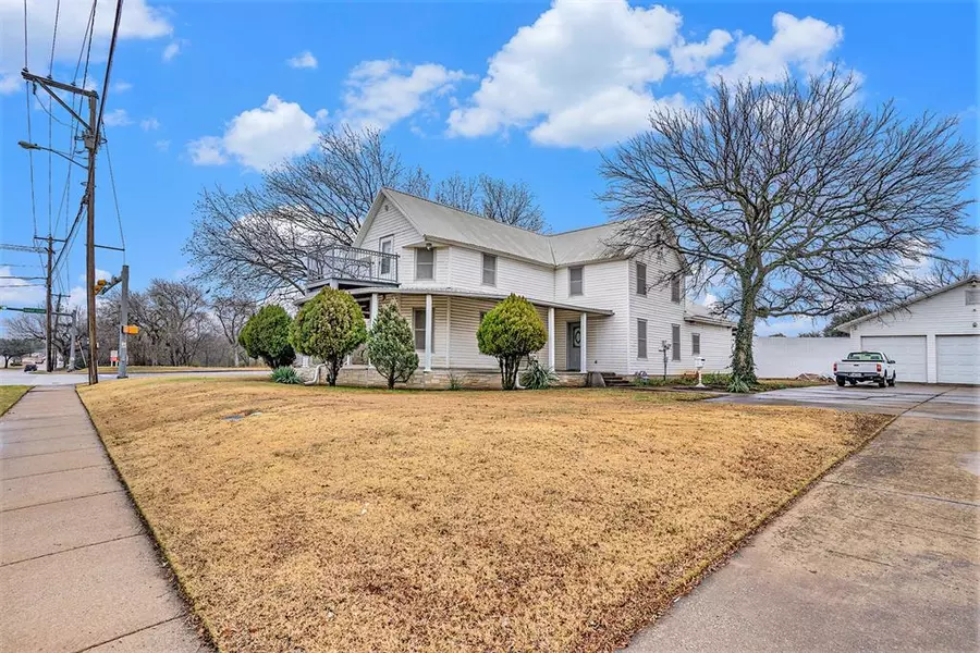 608 E Broad Street, Mansfield, TX 76063