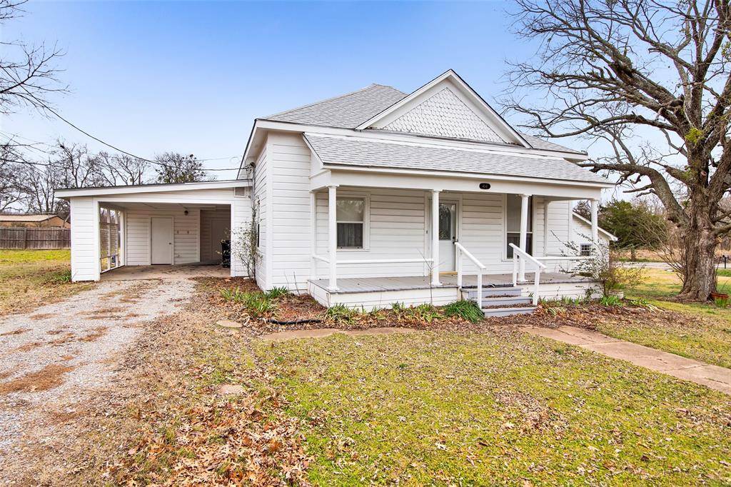 Whitewright, TX 75491,404 N Blanton