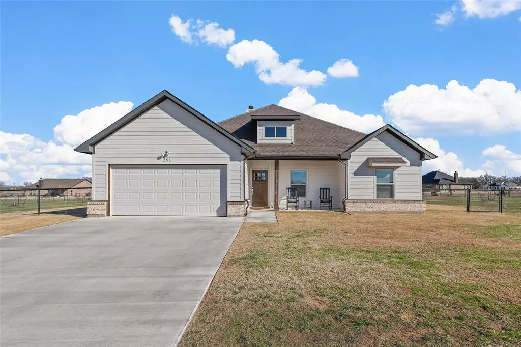 Paradise, TX 76073,261 Read Ranch Drive