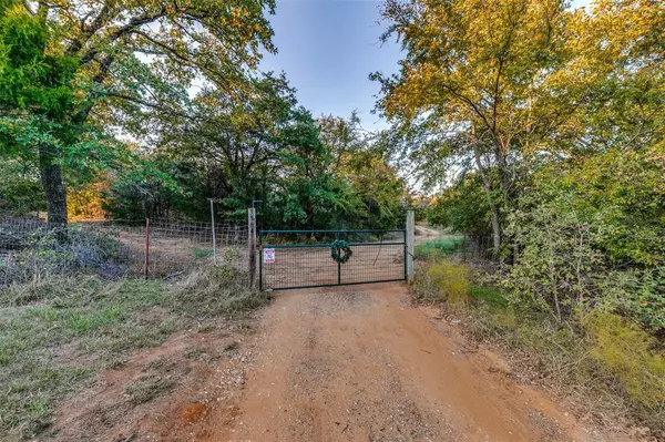 Alvarado, TX 76009,3864 County Road 401