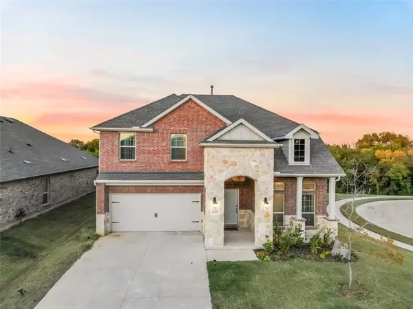 11221 Camelot Court, Aubrey, TX 76227