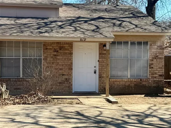 Arlington, TX 76012,619 Mcqueary Street