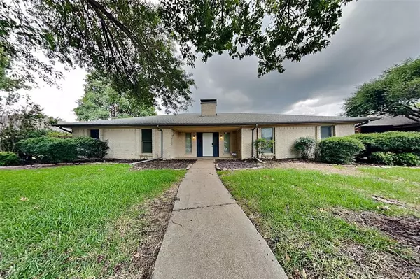 2424 Coleshire Drive, Plano, TX 75075