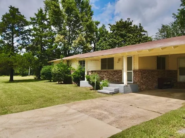 Mount Vernon, TX 75457,109 Olive Street