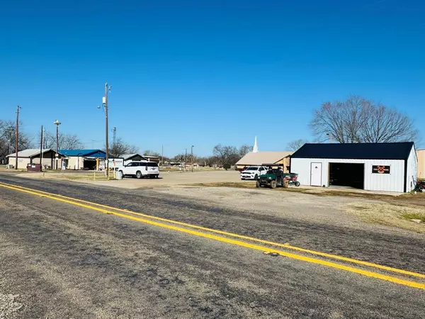 Yantis, TX 75497,100 E Oak Street