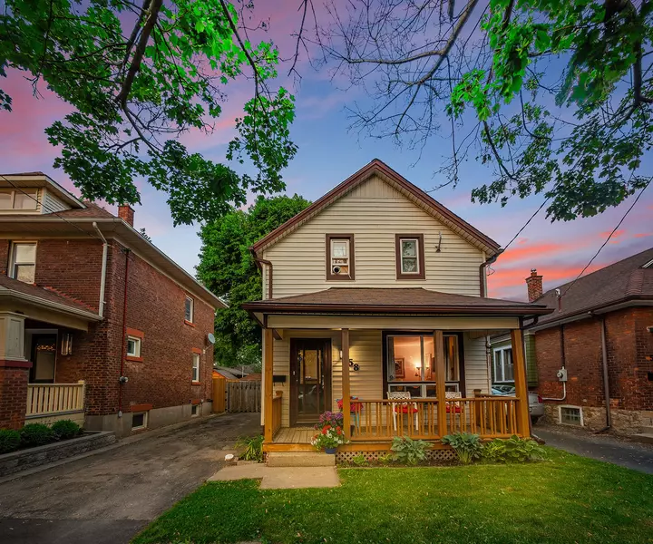 58 Woodland AVE, St. Catharines, ON L2R 5A3