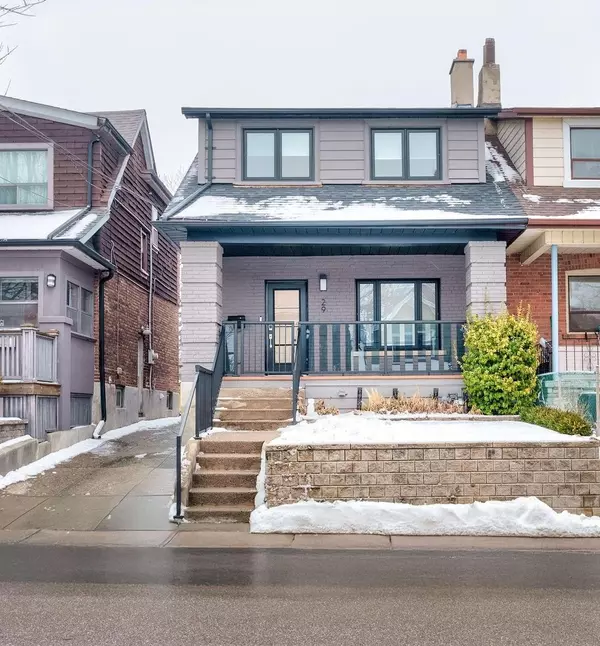 29 Oak Park AVE, Toronto E02, ON M4C 4L8