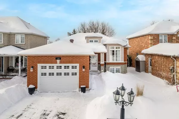 13 Taylor DR, Barrie, ON L4N 8K7