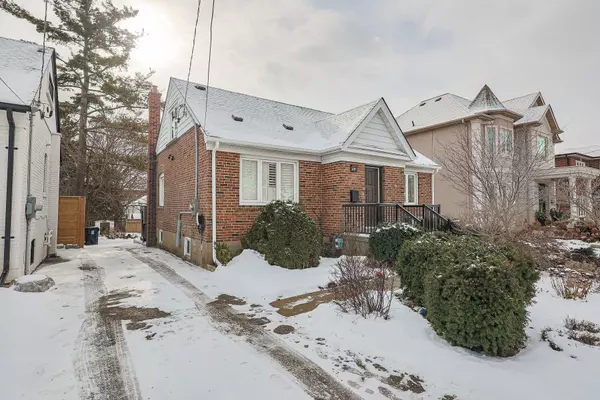 Toronto C04, ON M6B 2H9,639 Glengrove AVE