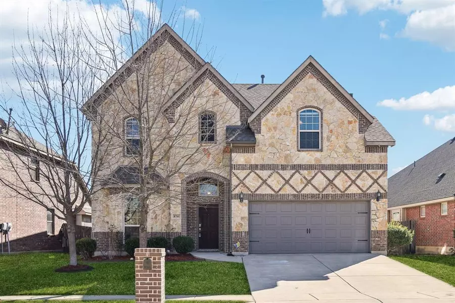 8700 Running River Lane, Fort Worth, TX 76131